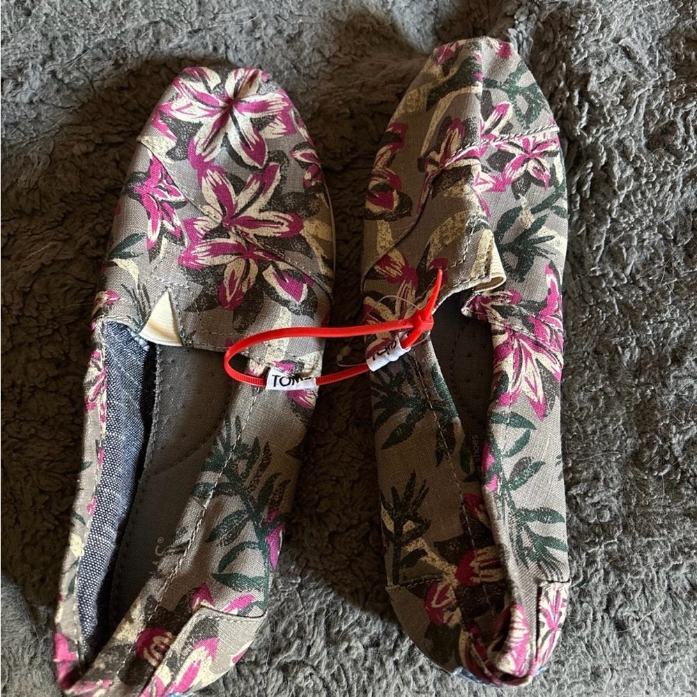TOMS Women's Colorful Patterned Slip-Ons